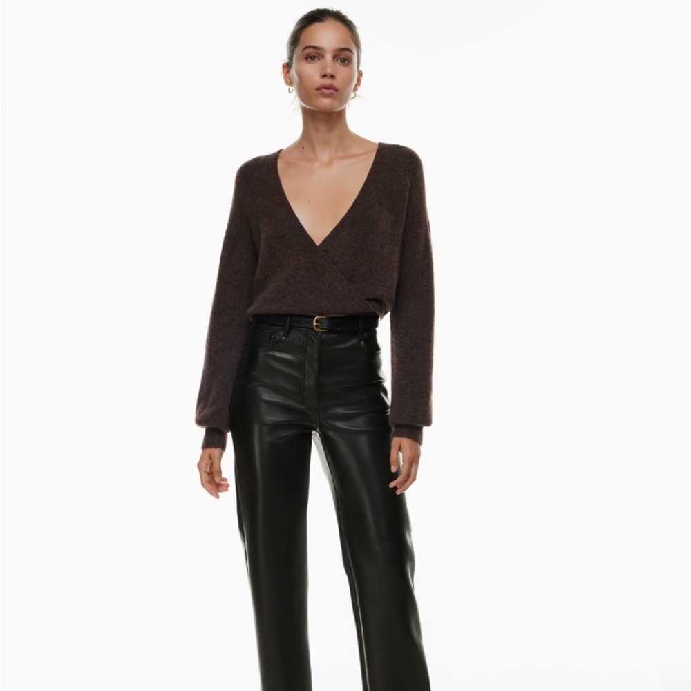 New With Tags Aritzia Melina Pants Size 2